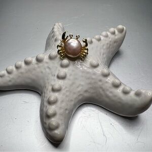 Crab Freshwater Button Pearl Pendant